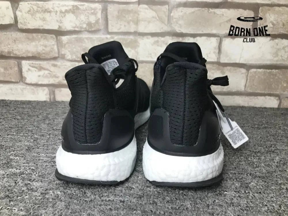 Adidas Ultraboost 1.0 Core Black (1.0) Adidas Ultra Boost 1.0 Core Black (1.0)