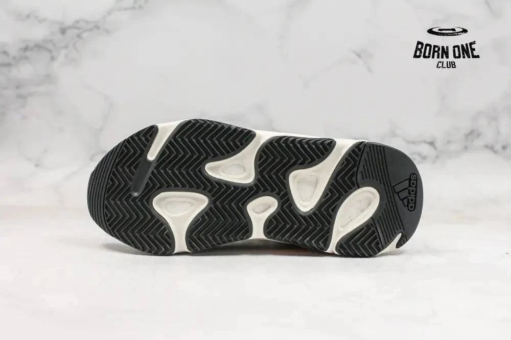 Adidas Yeezy Boost 700 Wave Runner Adidas Yeezy Boost 700 Wave Runner
