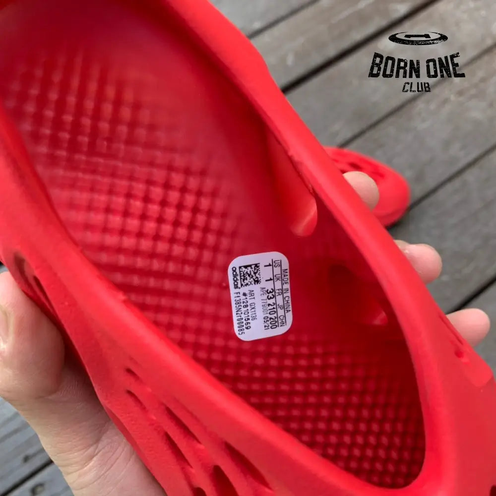 Adidas Yeezy Foam RNNR Vermillion Adidas Yeezy Foam Ararat