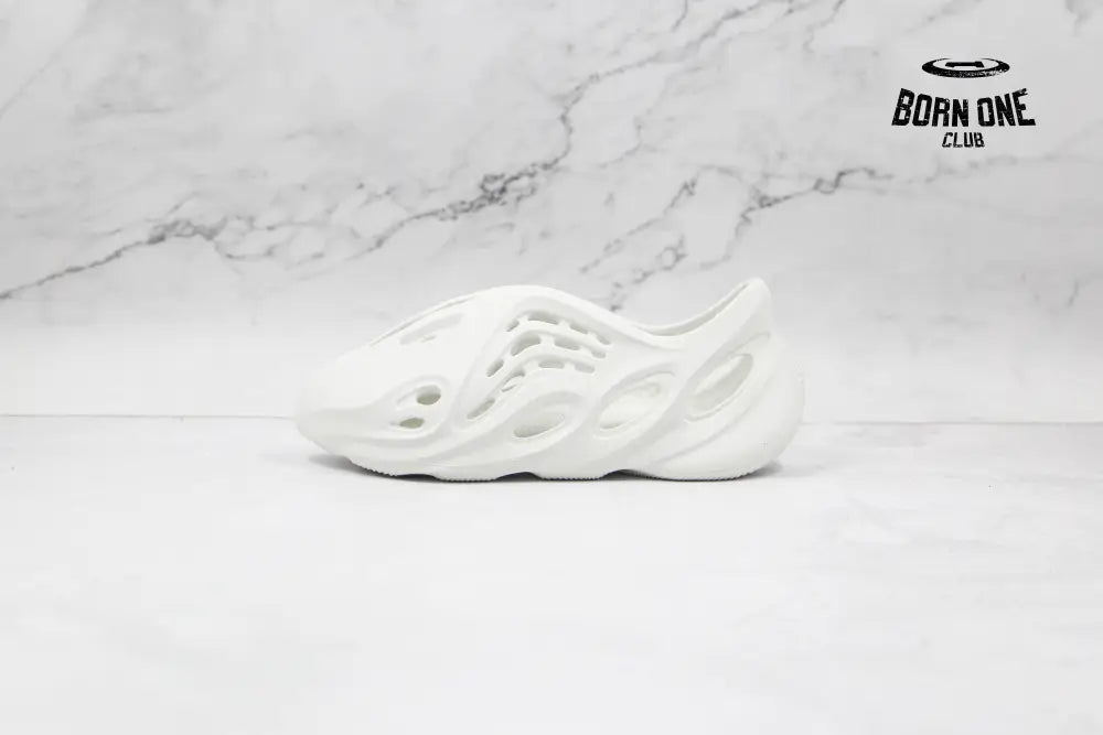 Adidas Yeezy Foam Sand Adidas Yeezy Foam Sand