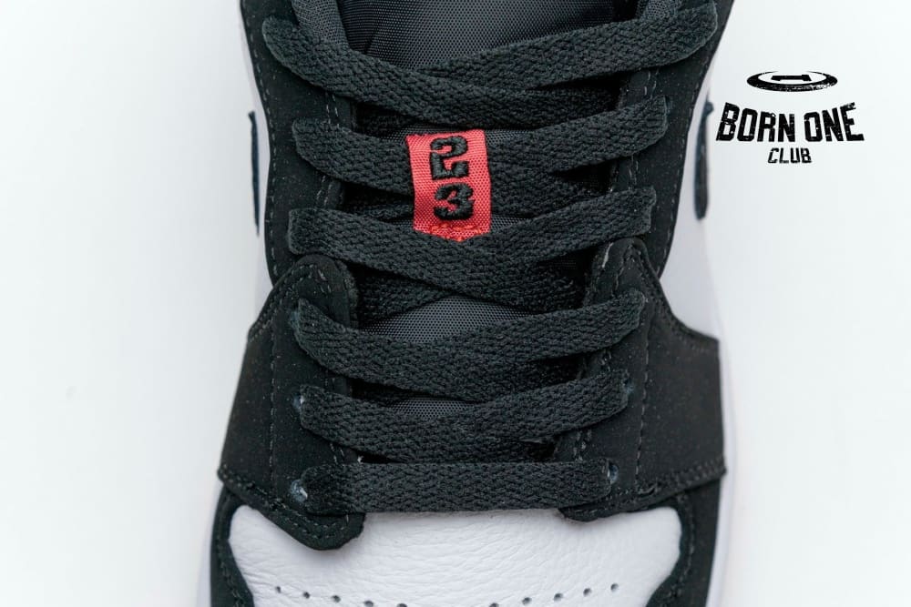 Air Jordan 1 Low Black Toe 553558-116