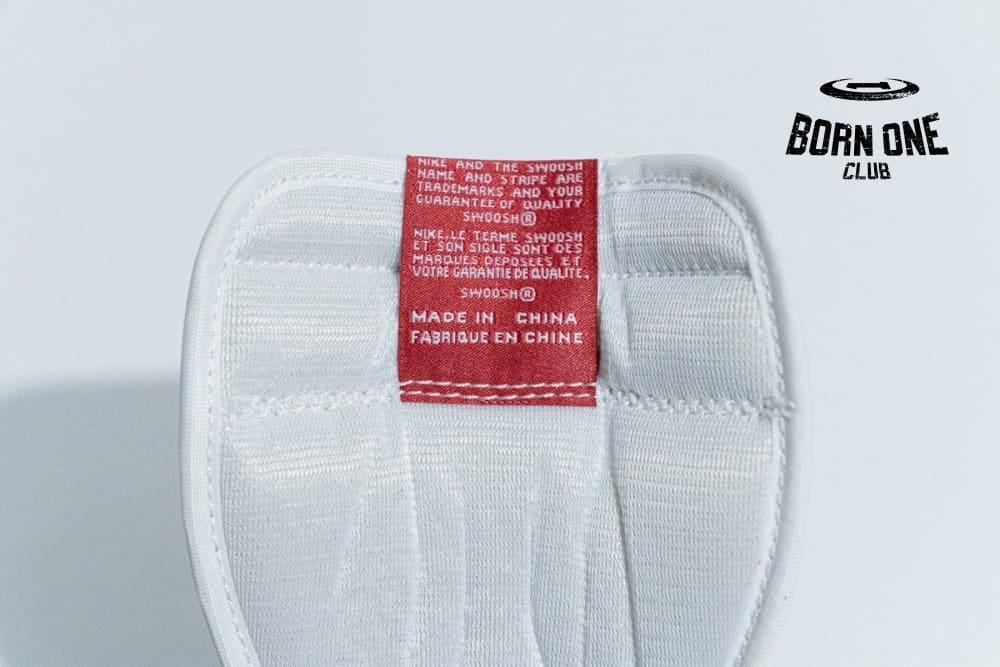 Air Jordan 1 Retro High Chicago 555088-101