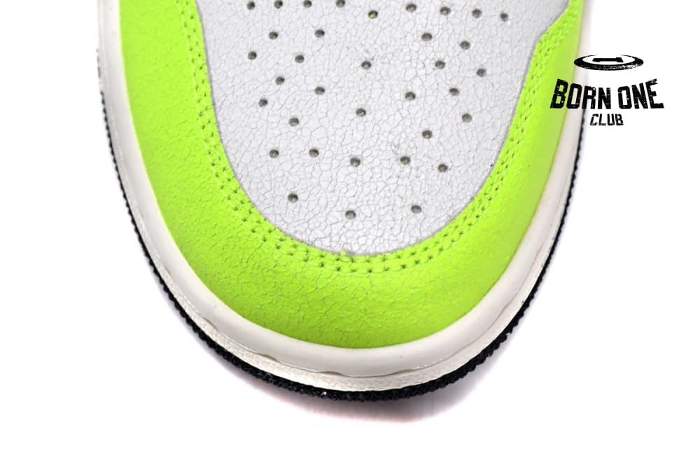 Air Jordan 1 Retro High OG Visionaire 555088-702