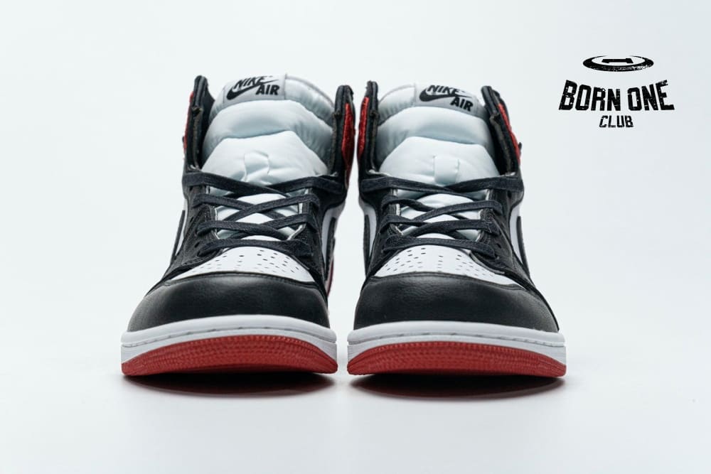 Air Jordan 1 Retro High Satin Black Toe CD0461-016
