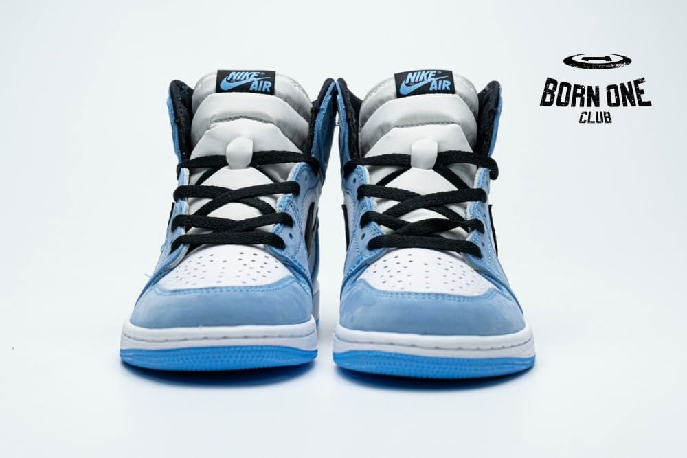 Air Jordan 1 Retro High White University Blue Black 555088-134
