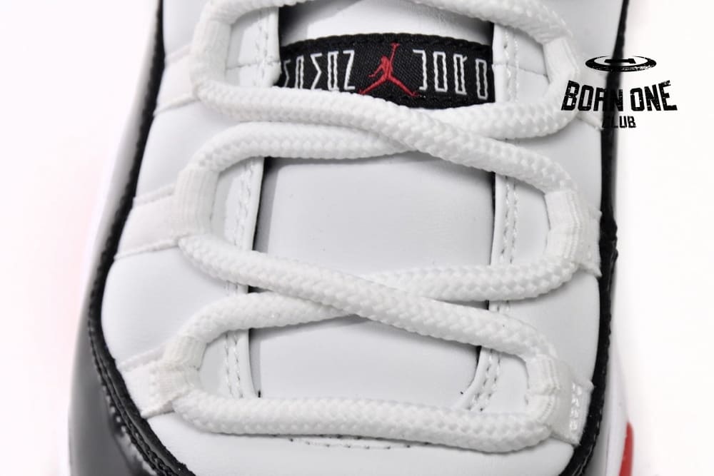 Air Jordan 11 Retro Low Concord Bred AV2187-160