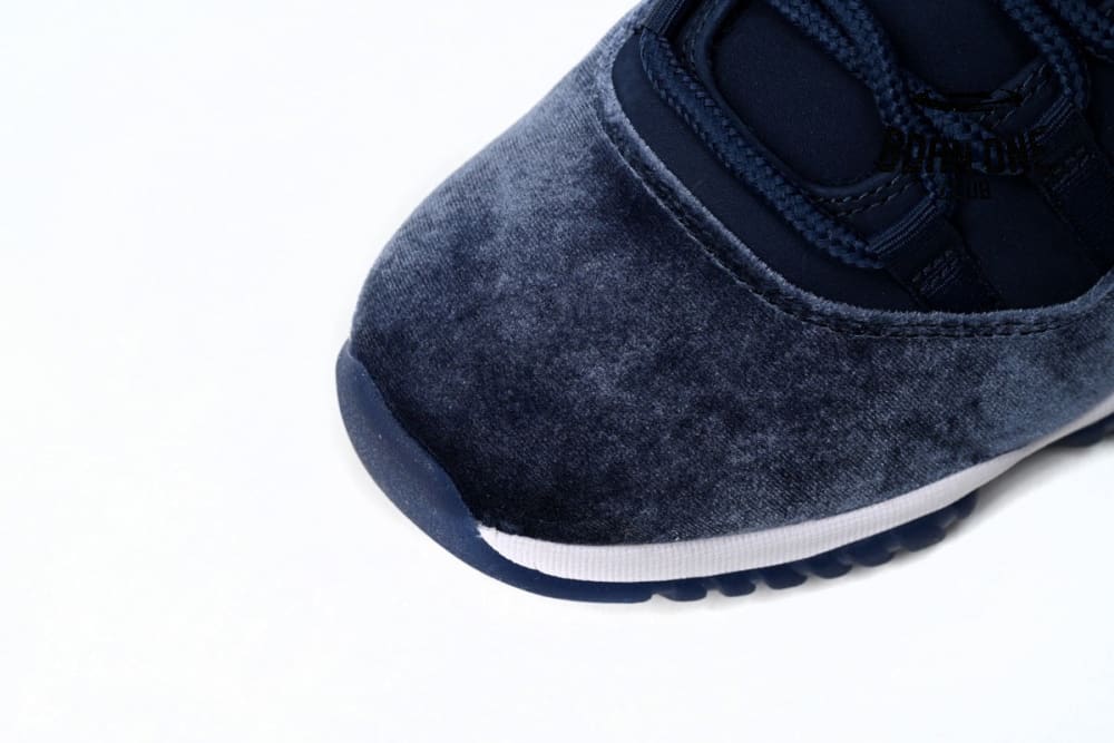 Air Jordan 11 Retro Midnight Navy AR0715-441