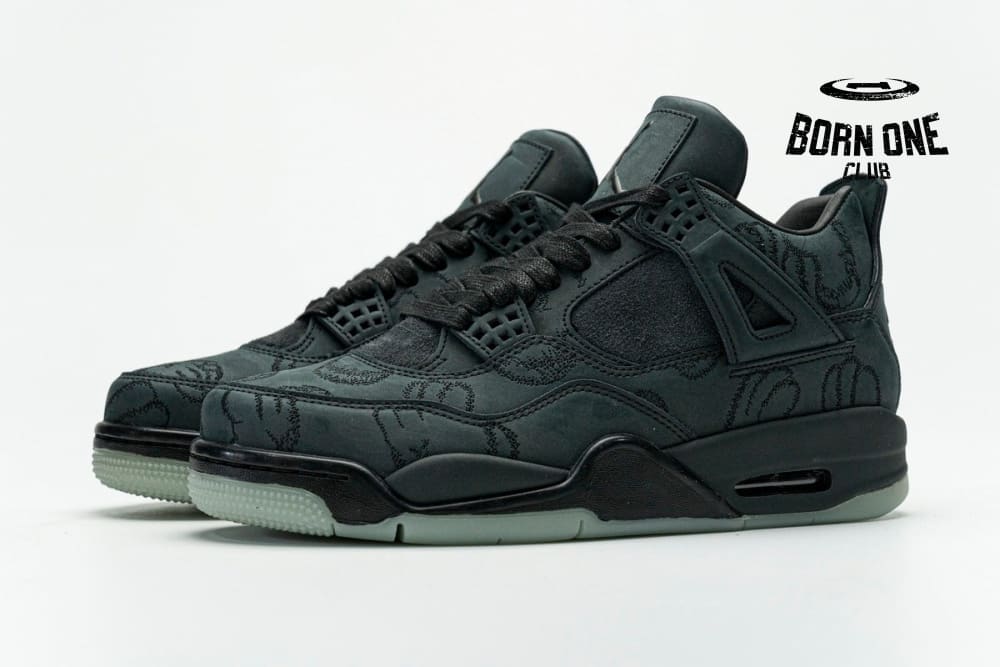 Air Jordan 4 Retro Kaws Black 930155-001
