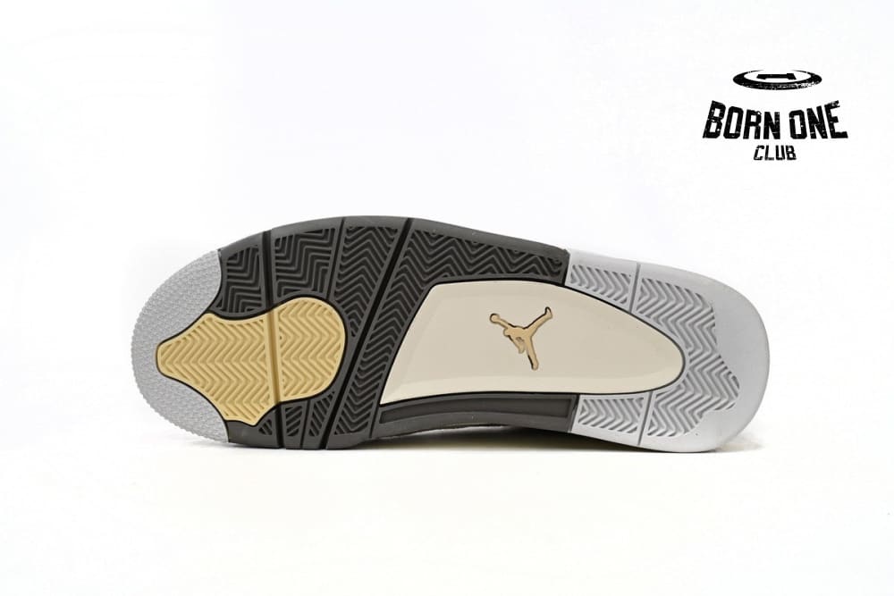 Air Jordan 4 Retro SE Craft Photon Dust DV3742-021