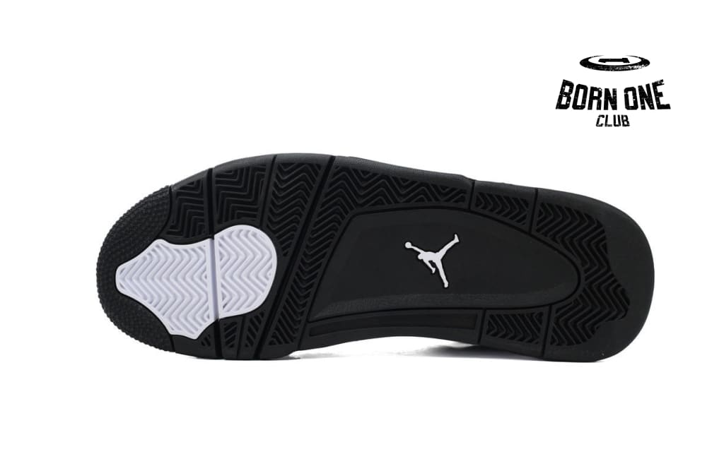Air Jordan 4 Retro "White Thunder" FQ8138-001