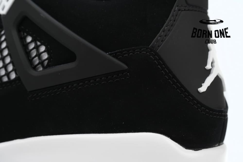 Air Jordan 4 Retro "White Thunder" FQ8138-001