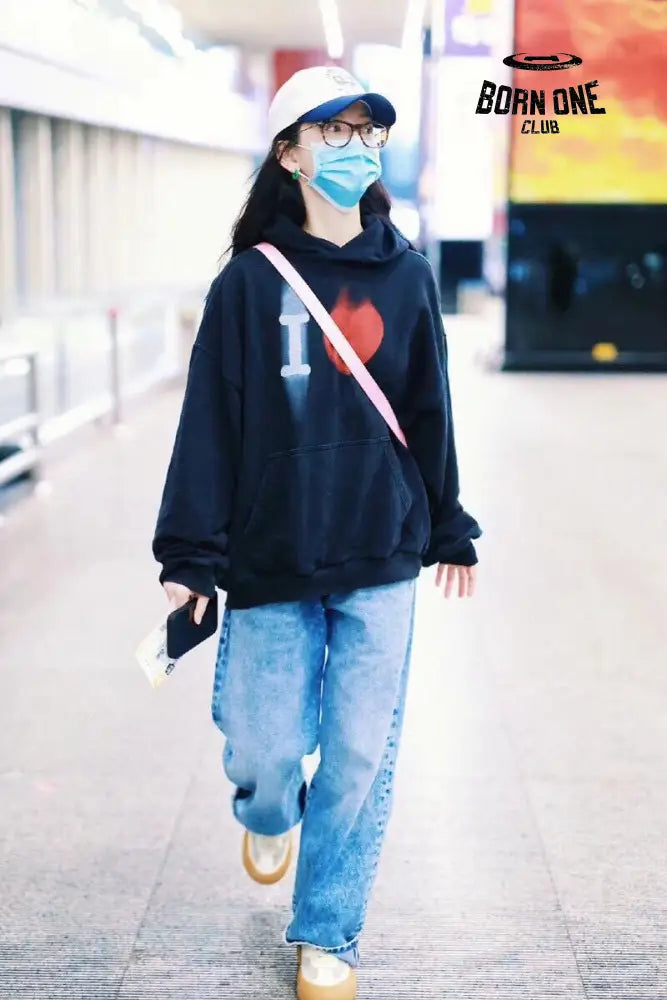 Balenciaga Black Hoodie with ’I Love’ Graphic Moletom Sweatshirts