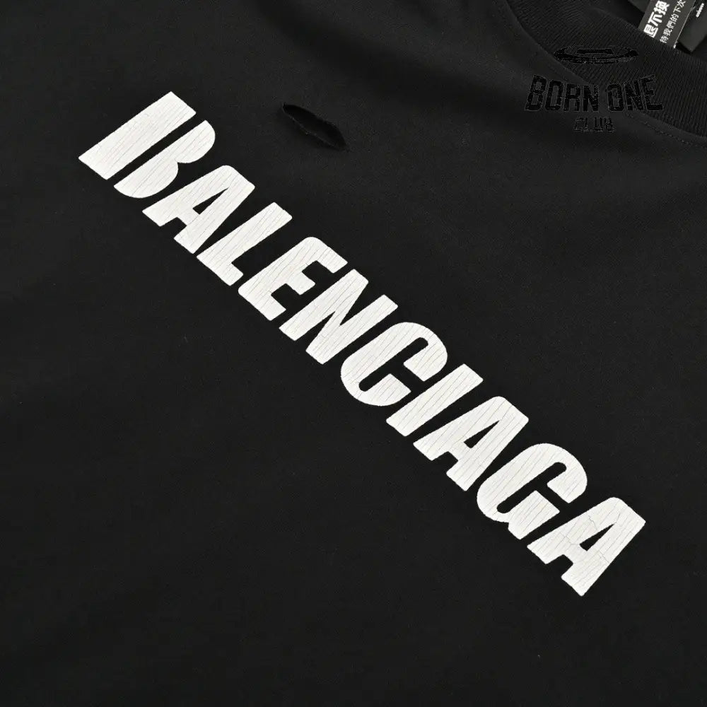 Balenciaga Distressed Logo T-Shirt Camiseta T-shirt