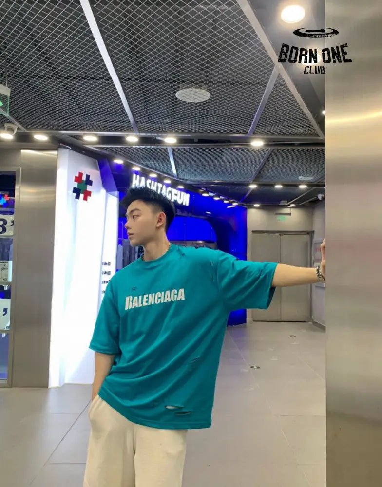 Balenciaga Distressed Logo T-Shirt Camiseta T-shirt