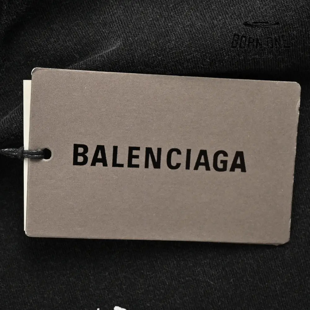 Balenciaga Distressed Logo T-Shirt in Black Camiseta T-shirt
