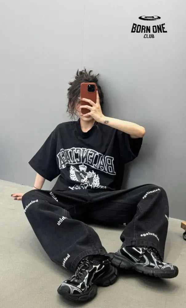 Balenciaga Est. 1917 Crest T-Shirt (Black) Camiseta T-shirt