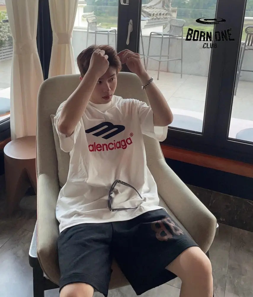 Balenciaga Logo Graphic T-Shirt Camiseta T-shirt