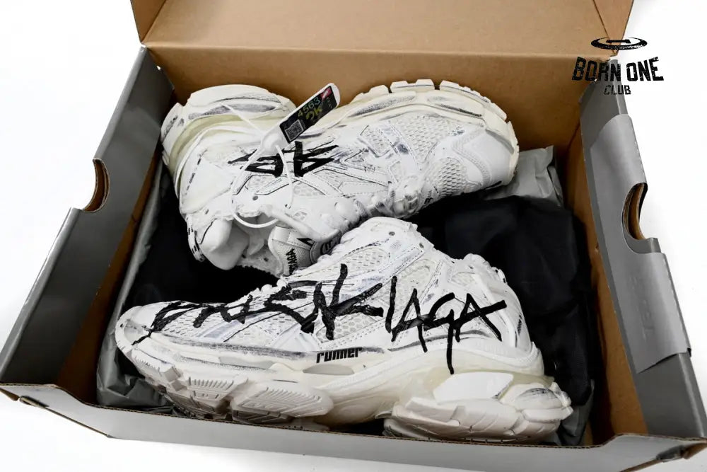 Balenciaga Runner White And Black Characters