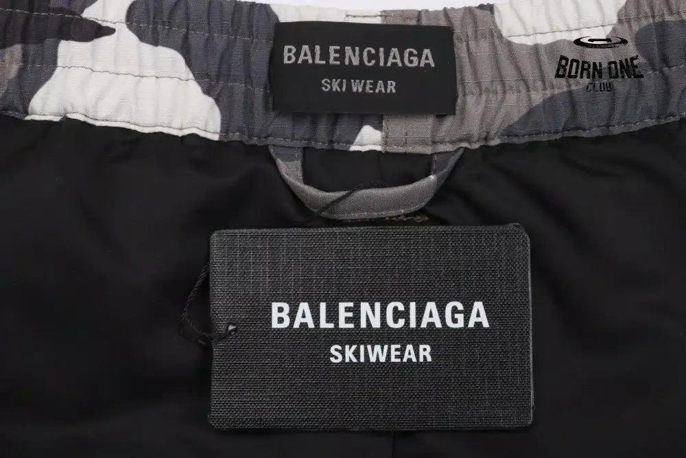 Balenciaga Ski Straight Pants in Grey Camo Calça