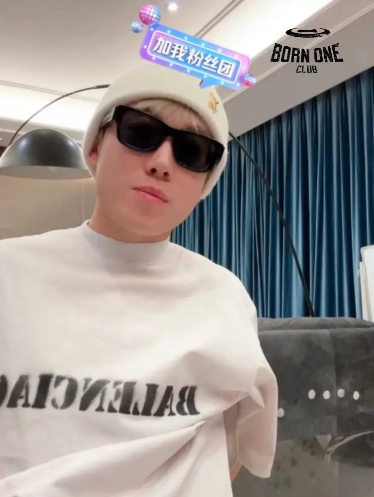 Balenciaga Stencil Logo T-Shirt Camiseta T-shirt