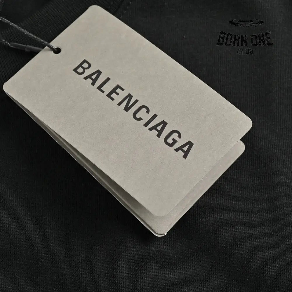 Balenciaga T-Shirt - Paris Graphic Camiseta T-shirt