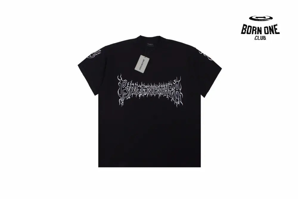 Balenciaga T-shirt with Gothic Flame Logo Camiseta T-shirt