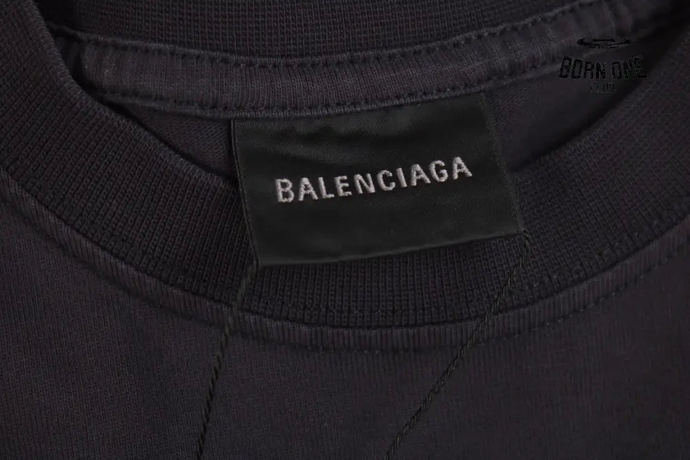 Balenciaga T-Shirt with XXXL Logo Camiseta T-shirt