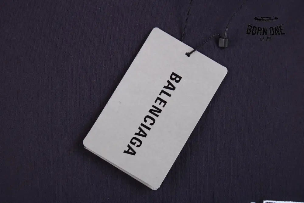 Balenciaga T-Shirt with XXXL Logo Camiseta T-shirt