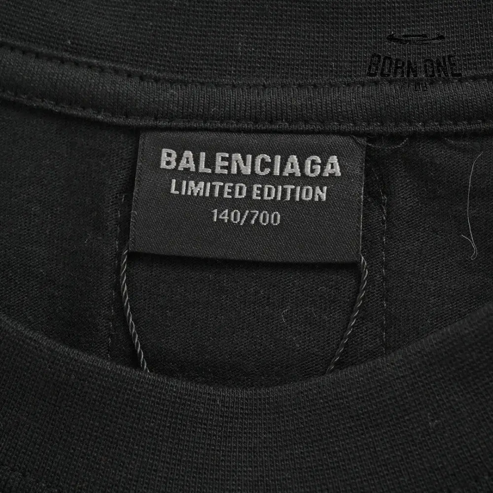 Balenciaga White Logo Graphic T-Shirt (Black) Camiseta T-shirt