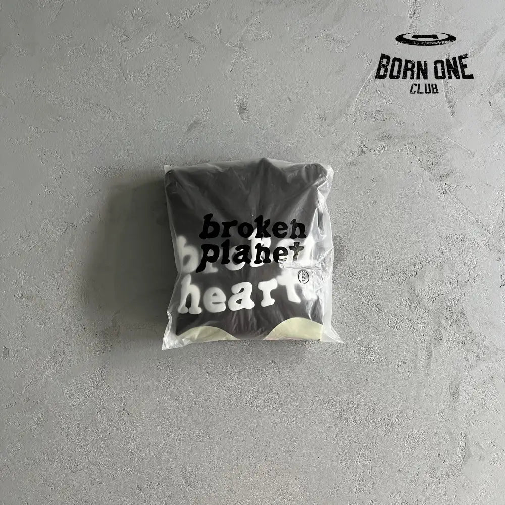 Broken Planet Hearts Vol_2