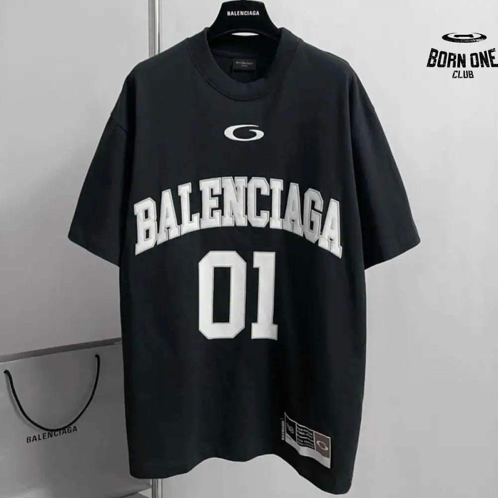 Camiseta Balenciaga Basketball Series Preto