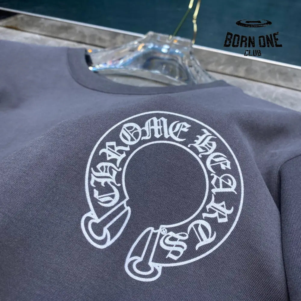 Chrome Heart Banner Logo Sweatshirt Grey Camiseta manga longa