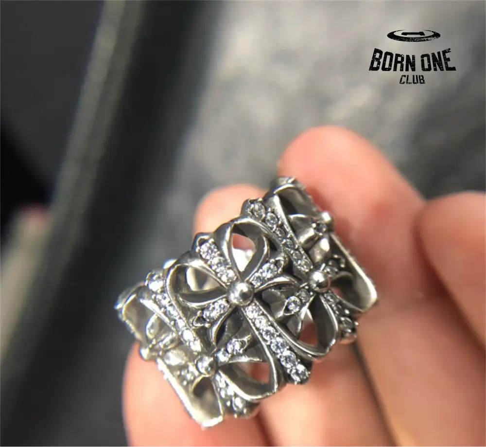 CHROME HEARTS Cemetery Ring Prata 925 & Zircônia Anel