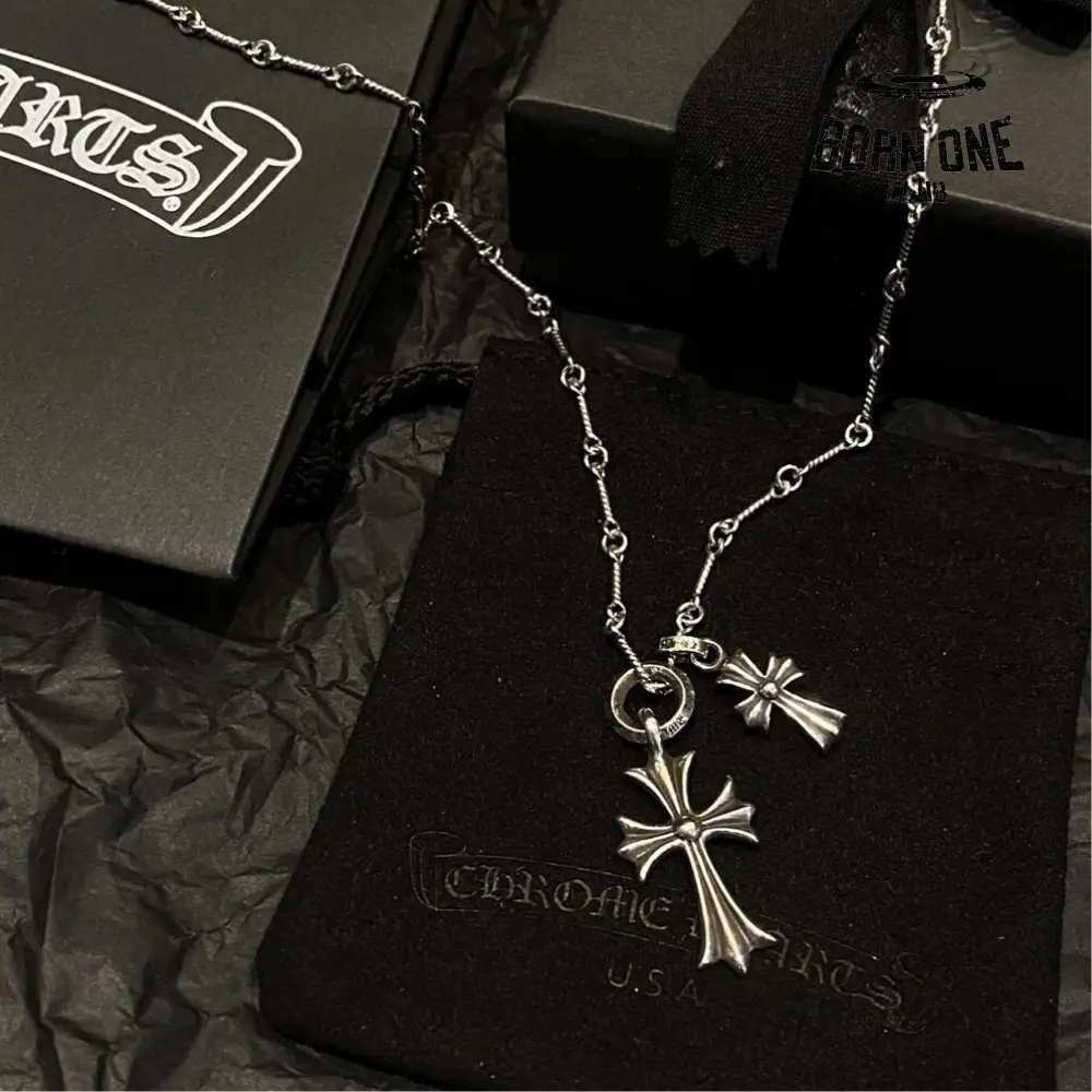 CHROME HEARTS Tiny Cross & Babyfat Necklace (with Twist Chain) Prata 925