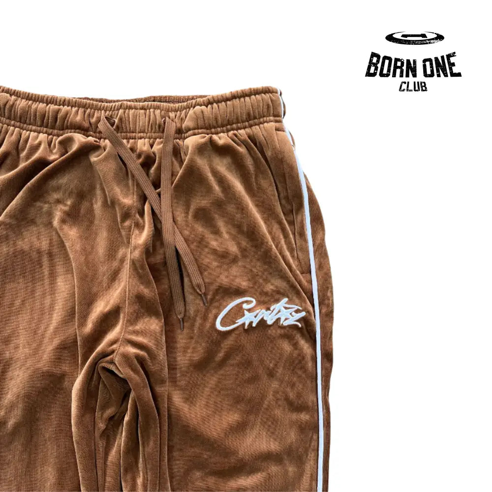 Conjunto Corteiz Velor Track Set Brown