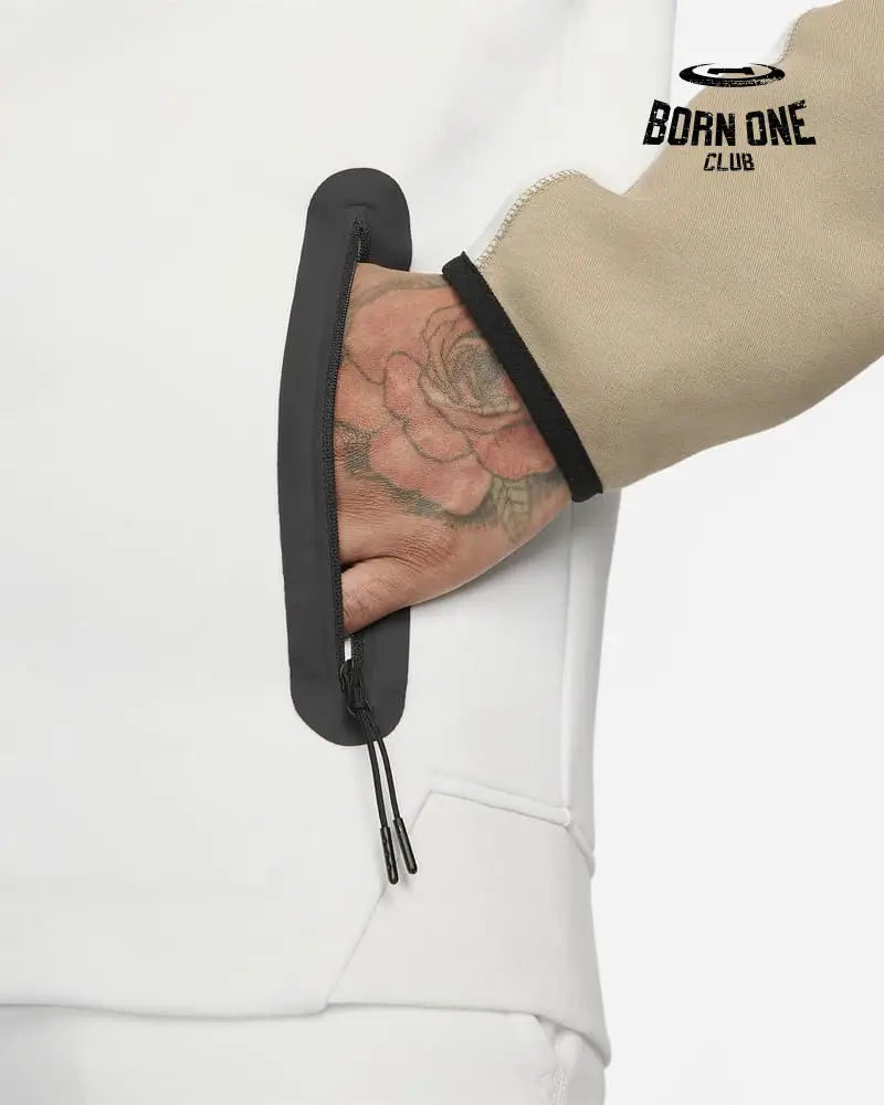 Conjunto Nike Tech Fleece Bege/Branco 2023 (New Season) Jaqueta e Calça