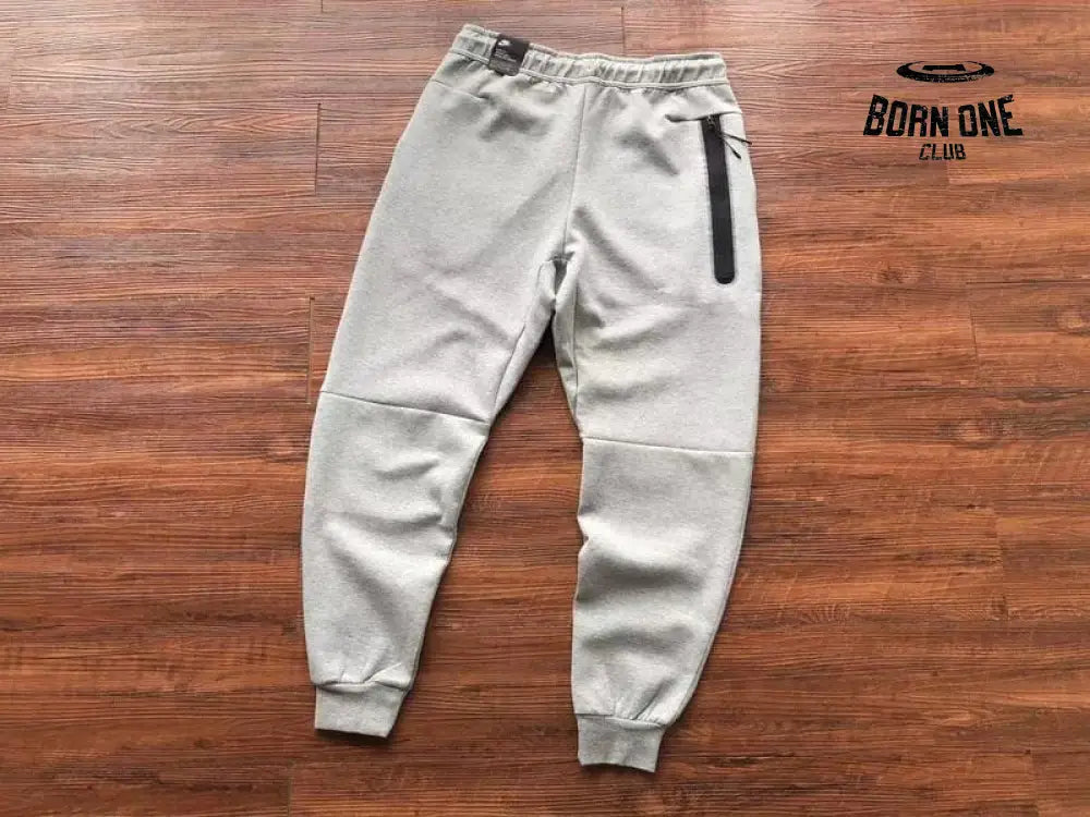 Conjunto Nike Tech Fleece Cinza Jaqueta e Calça