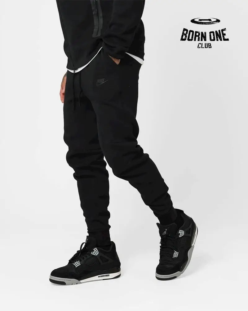 Conjunto Nike Tech Fleece Preto 2023 (New Season) Jaqueta e Calça