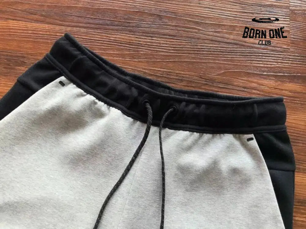 Conjunto Nike Tech Fleece Preto e Cinza Jaqueta e Calça