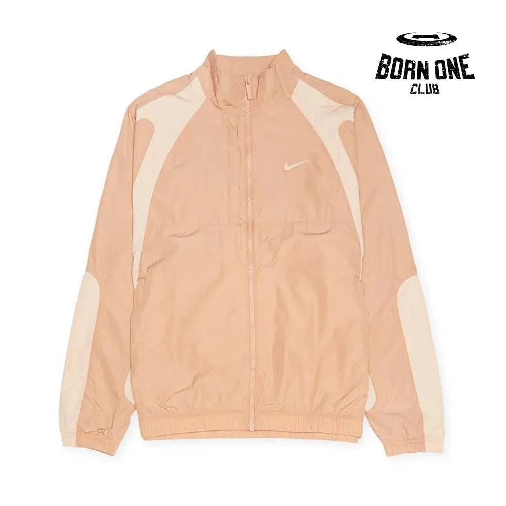 Conjunto Nike x NOCTA Woven Track Bege Areia/Marrom Claro Jaqueta e Calça