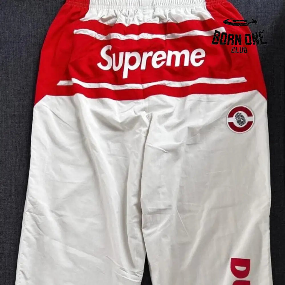 Conjunto Supreme x Ducati White Set Jaqueta e Calça