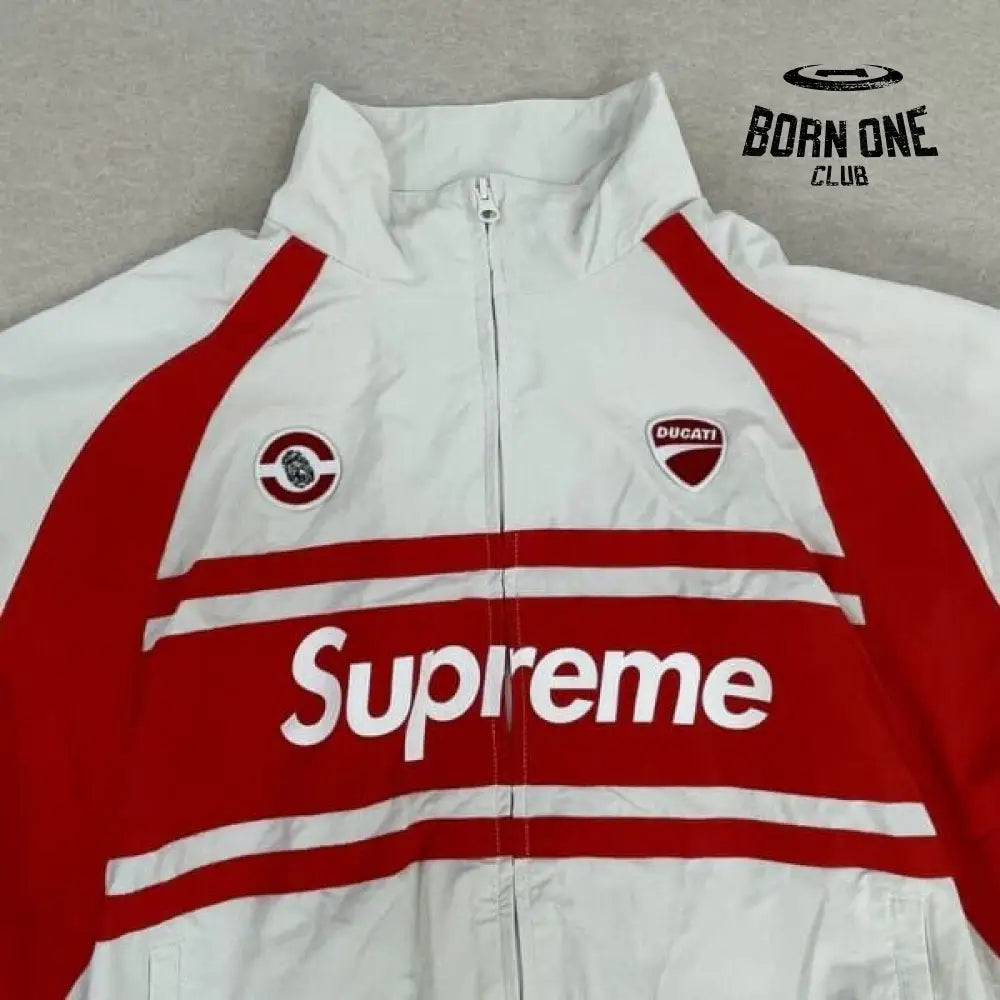 Conjunto Supreme x Ducati White Set Jaqueta e Calça