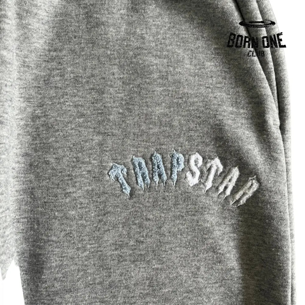 Conjunto Trapstar Chenille Aech Gray & Blue & White