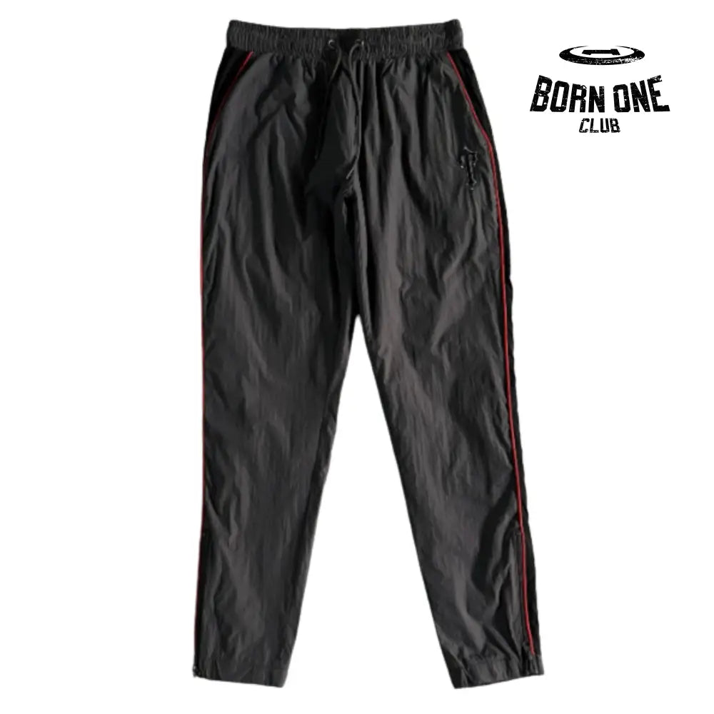Conjunto Trapstar Irongate Shellsuit Black & Red