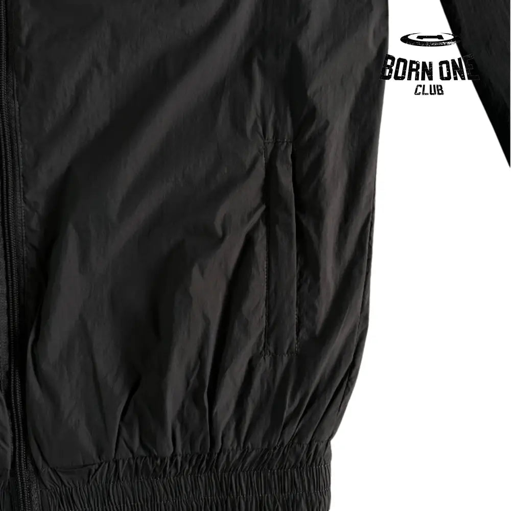 Conjunto Trapstar Irongate Shellsuit Black & Red