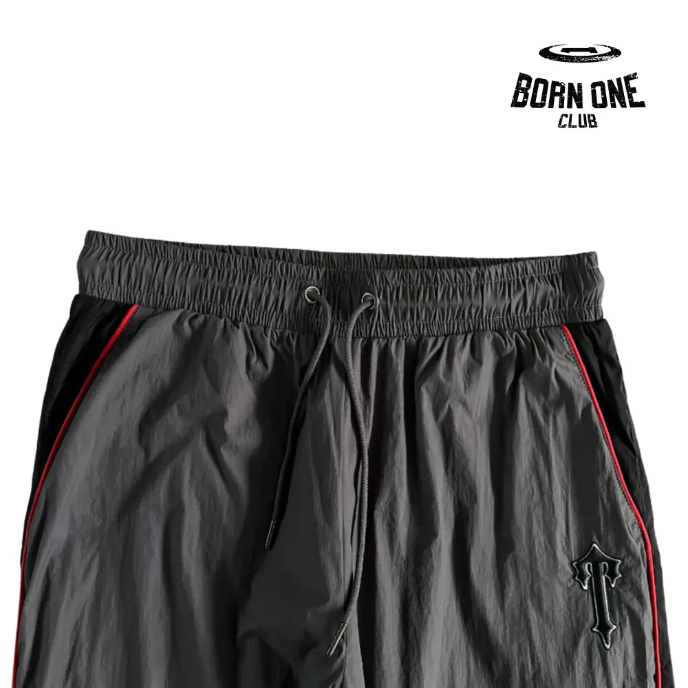 Conjunto Trapstar Irongate Shellsuit Black & Red