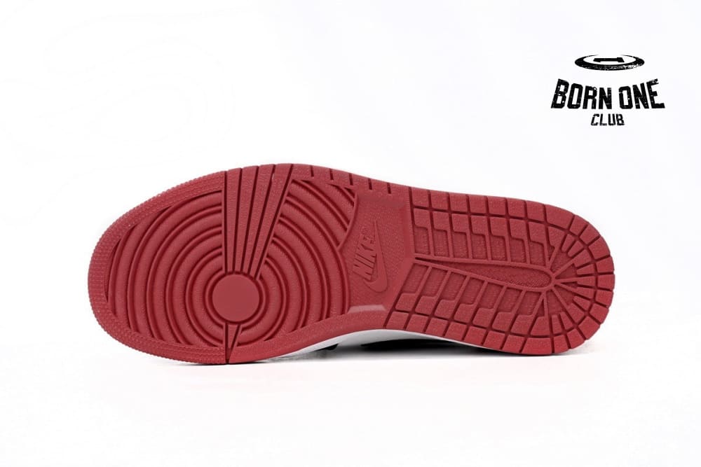 Jordan 1 Low OG Black Toe CZ0790-106