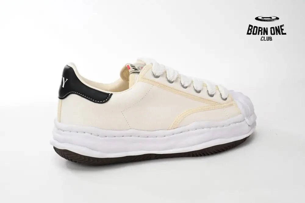 Mihara Yasuhiro White And White Yellow