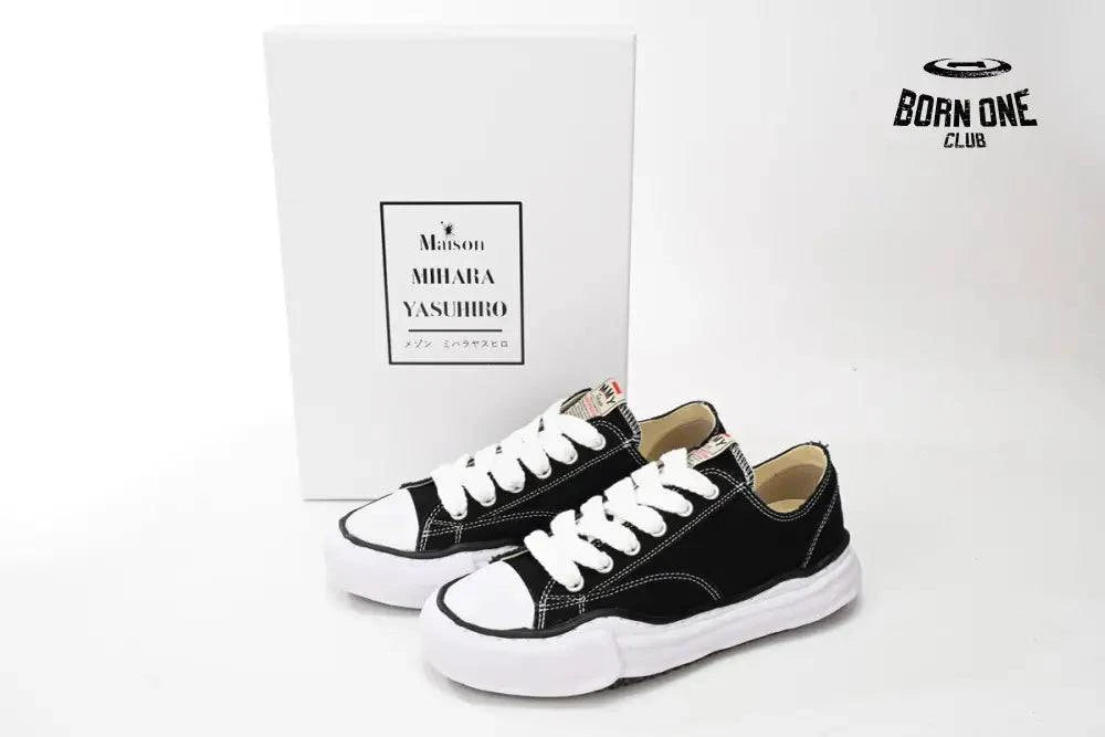 MIHARA YASUHIRO White Black