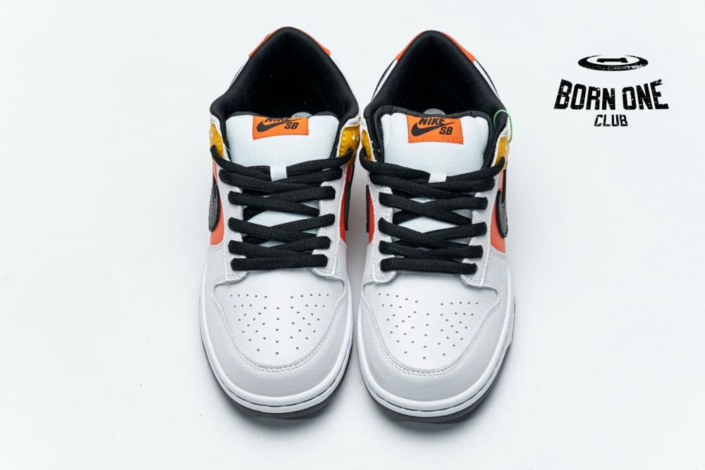 Nike Dunk SB Low Raygun Home 304292-802
